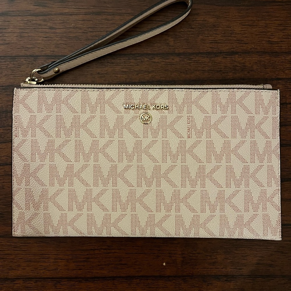 Pink Michael Kors wristlet